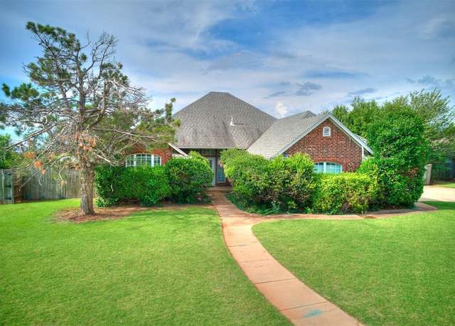 Property at 306 Cypress St St NW, Piedmont, OK 73078, 3 beds, 2 baths