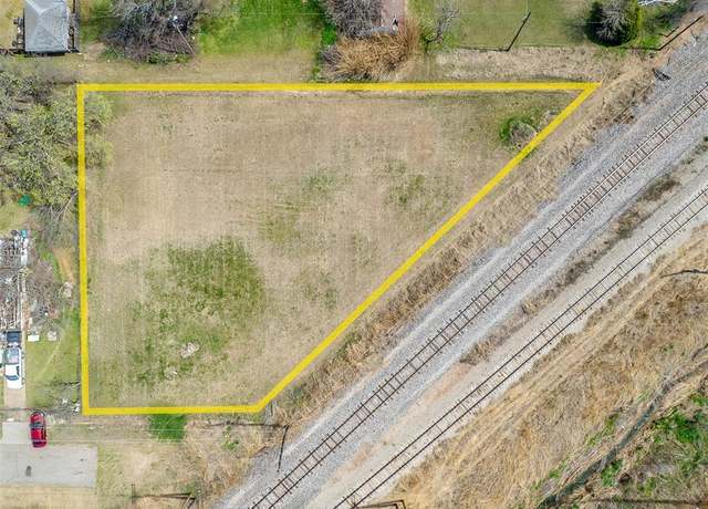 Property at 114 N Foster Ave, El Reno, OK 73036