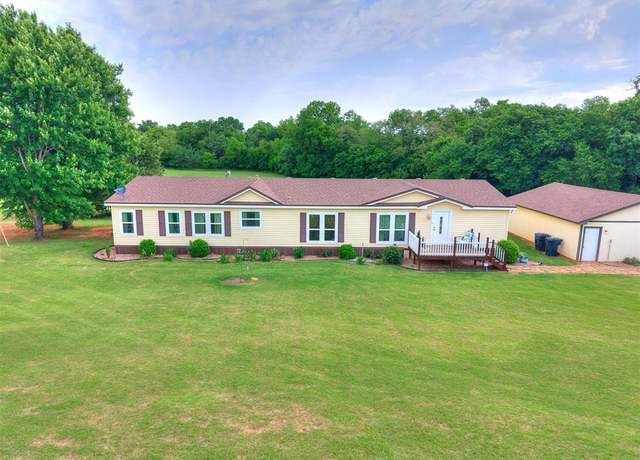 Property at 9625 SE 164th St, Norman, OK 73026, 4 beds, 2 baths