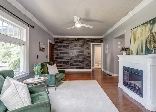 Property at 904 NW 19th St, Oklahoma City, OK 73106, 4 beds, 2 baths