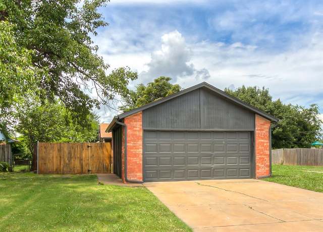 Property at 341 NW 119th St, Oklahoma City, OK 73114, 2 beds, 2 baths