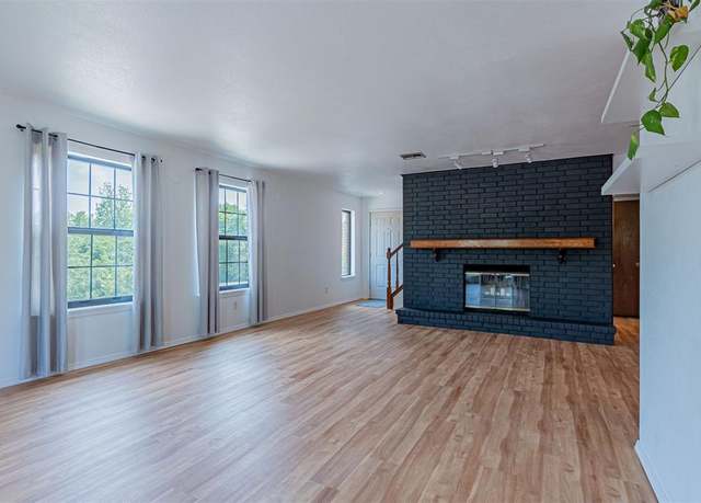 Property at 4400 Hemingway Dr #270, Oklahoma City, OK 73118, 2 beds, 2.5 baths