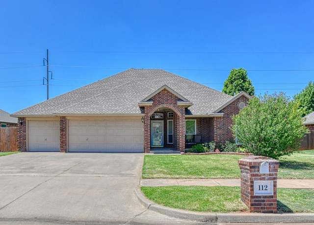 Property at 112 Ridge Lake Blvd, Norman, OK 73071, 4 beds, 2.5 baths