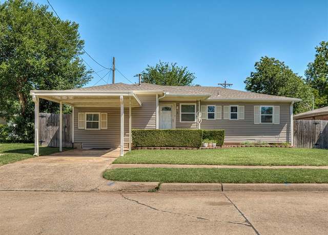 Property at 8 Shirley Ln, Edmond, OK 73034, 3 beds, 1.5 baths