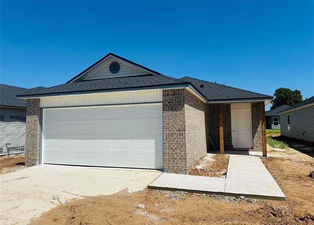 Property at 1209 Meadow Brook Dr, Purcell, OK 73080, 3 beds, 2 baths