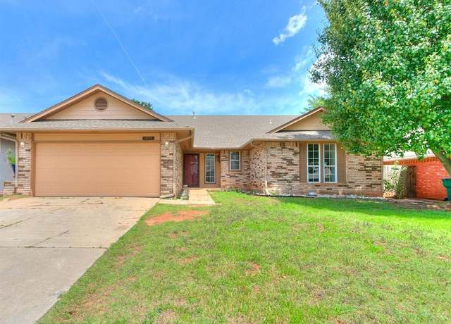 Property at 1033 NW 167th St, Edmond, OK 73012, 4 beds, 2 baths