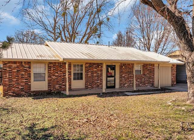 Property at 506 Eastgate Ave, Wynnewood, OK 73098, 4 beds, 1 bath