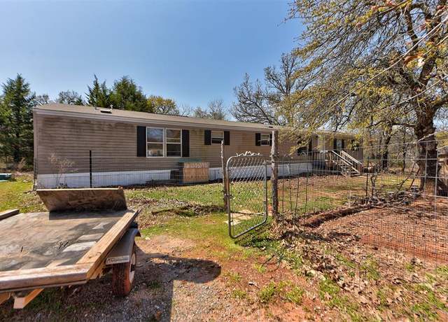 Property at 17928 Uncle Bill Ln, Norman, OK 73026, 3 beds, 2 baths