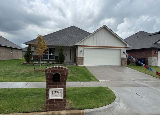 Property at 1220 SW 139th St, Oklahoma City, OK 73170, 4 beds, 2 baths