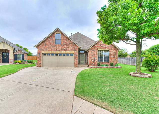 Property at 421 Market Ave, Yukon, OK 73099, 3 beds, 2.5 baths