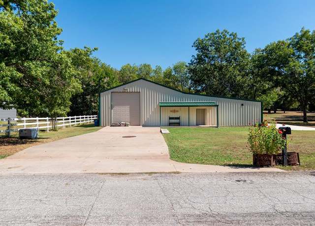 Property at 1401 S Ransom Dr, Stillwater, OK 74074, 2 beds, 1.5 baths