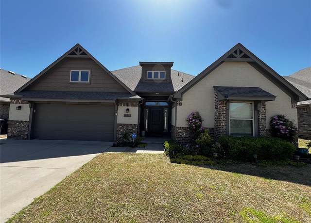 Property at 18721 Vea Dr, Edmond, OK 73012, 3 beds, 3 baths