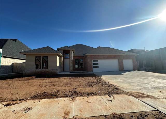 Property at 9316 NW 85th St, Yukon, OK 73099, 3 beds, 2.5 baths