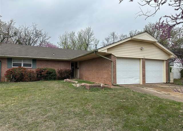 Property at 2704 Quanah Parker Trl, Norman, OK 73071, 3 beds, 2 baths