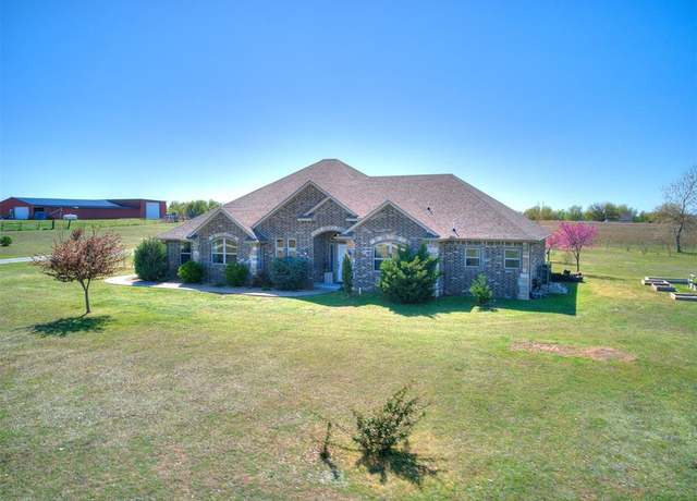 Property at 8165 N Hope Ln, Yukon, OK 73099, 4 beds, 2 baths