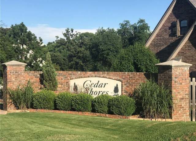 Property at 2415 N Minnesota Cir, Shawnee, OK 74804