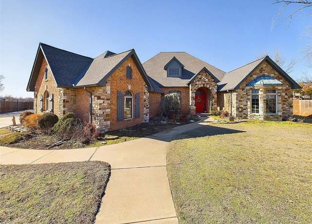 Property at 725 NW 144th St, Edmond, OK 73013, 4 beds, 2.5 baths