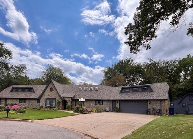 Property at 901 Birdcreek Ln, Guthrie, OK 73044, 5 beds, 4.5 baths