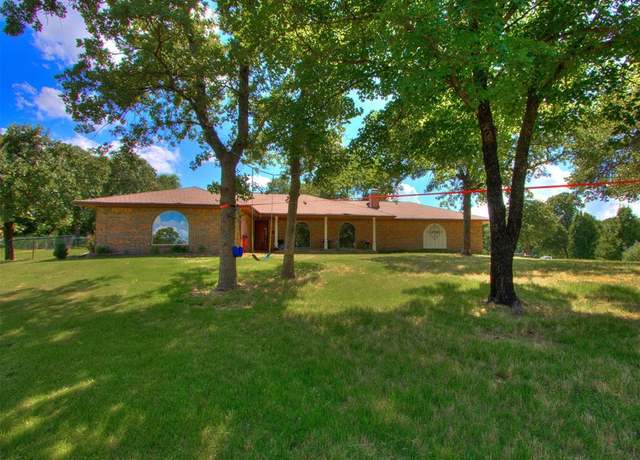 Property at 12901 Olympia Dr, Oklahoma City, OK 73165, 3 beds, 2.5 baths