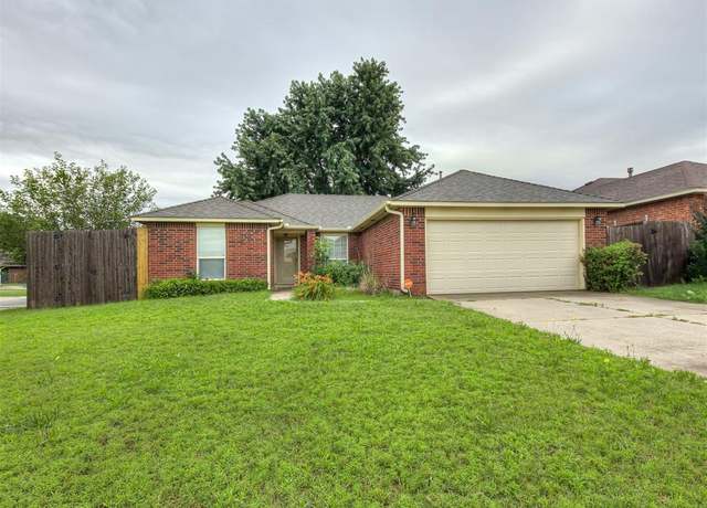 Property at 12300 NW 4th St, Yukon, OK 73099, 3 beds, 2 baths