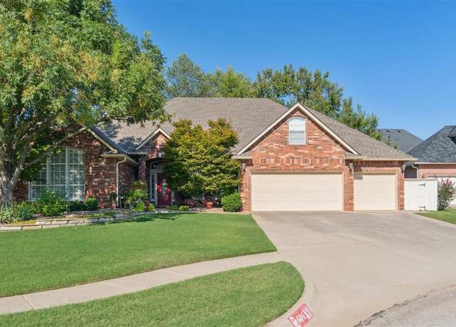 Property at 604 Riverwalk Dr, Norman, OK 73072, 4 beds, 4 baths