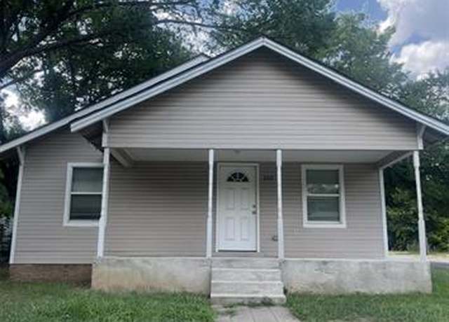Property at 302 S Penn St, Shawnee, OK 74801, 3 beds, 1 bath