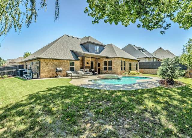 Property at 19633 Stratmore Way, Edmond, OK 73012, 4 beds, 4 baths