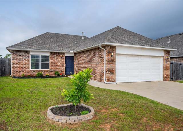 Property at 14201 Athens Ln, Yukon, OK 73099, 3 beds, 2 baths