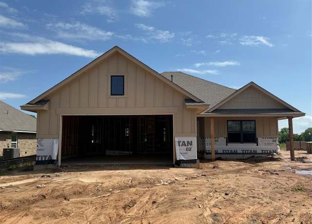 Property at 1204 Azalea Farms Rd, Noble, OK 73068, 3 beds, 2 baths
