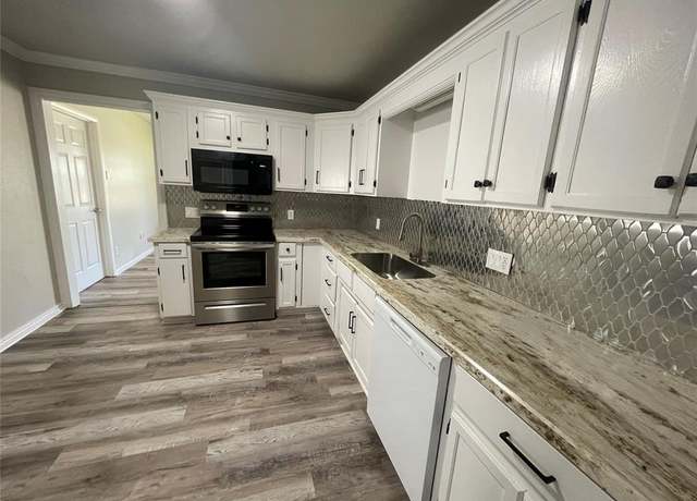 Property at 4004 SE 25th St, Oklahoma City, OK 73115, 4 beds, 2 baths
