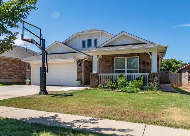 Property at 6832 NW 155th St, Edmond, OK 73013, 4 beds, 3 baths
