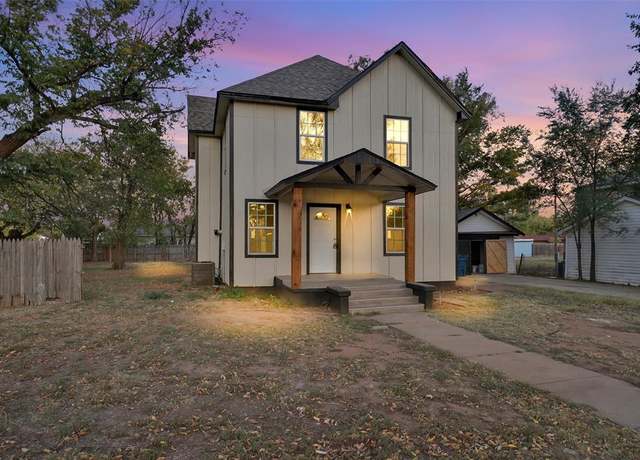 Property at 519 N West St, Cordell, OK 73632, 5 beds, 3 baths