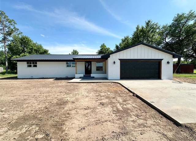 Property at 35407 Westech Rd, Shawnee, OK 74804, 3 beds, 2.5 baths