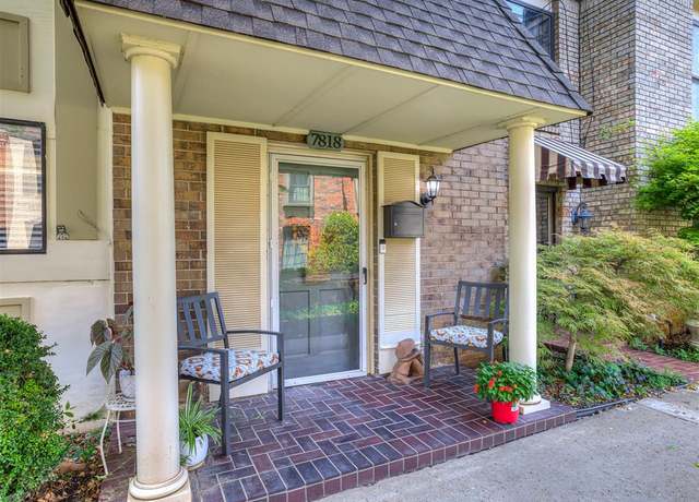 Property at 7818 Old Hickory Ln, Oklahoma City, OK 73116, 2 beds, 2.5 baths