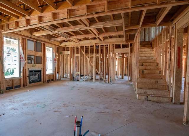 Property at 3324 Holland Cir, Edmond, OK 73012, 4 beds, 3 baths