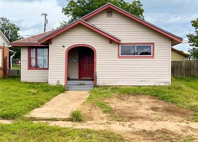 Property at 808 N Lee St, Altus, OK 73521, 2 beds, 1 bath