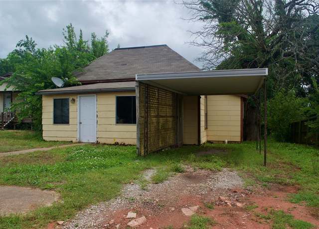 Property at 1014 S Dewey Ave, Chandler, OK 74834, 2 beds, 1 bath
