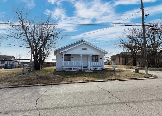 Property at 413 E Evans Ave, Seminole, OK 74868, 3 beds, 1.5 baths