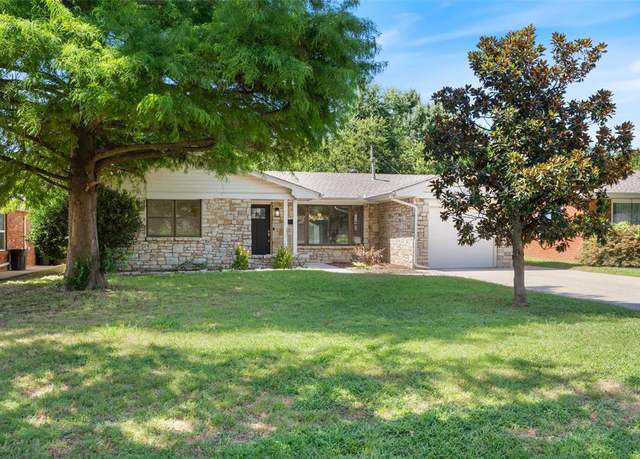 Property at 1828 Westminster Pl, Nichols Hills, OK 73120, 2 beds, 2 baths