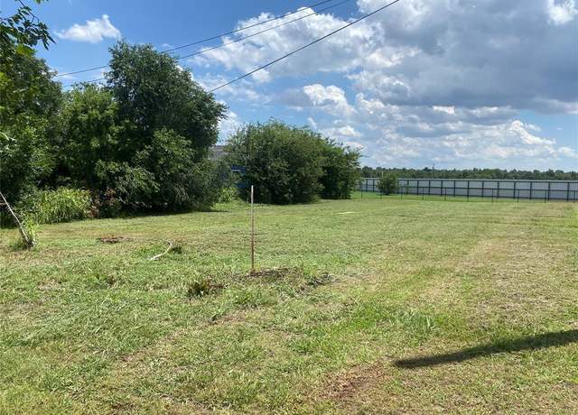 Property at 1221 NE 33rd St, Oklahoma City, OK 73111