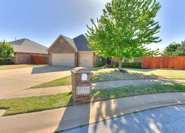 Property at 2125 Kendal Ct, Edmond, OK 73003, 4 beds, 2.5 baths
