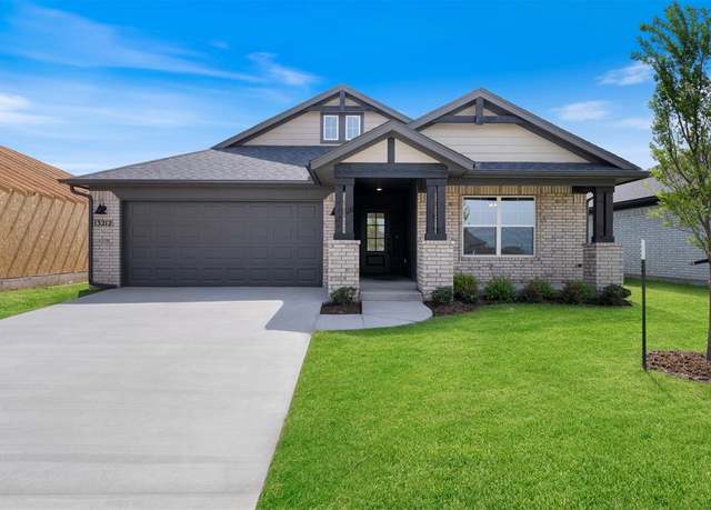 Property at 13212 Mesquite Trl, Piedmont, OK 73078, 3 beds, 2 baths