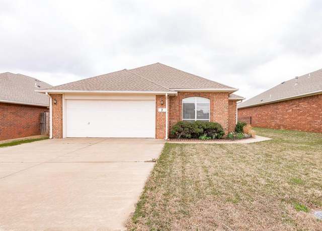 Property at 7 Windsor Cir, Stillwater, OK 74074, 3 beds, 2 baths