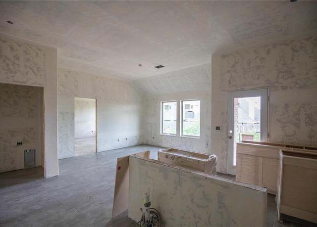 Property at 1101 SE 30th St, Moore, OK 73160, 3 beds, 2 baths