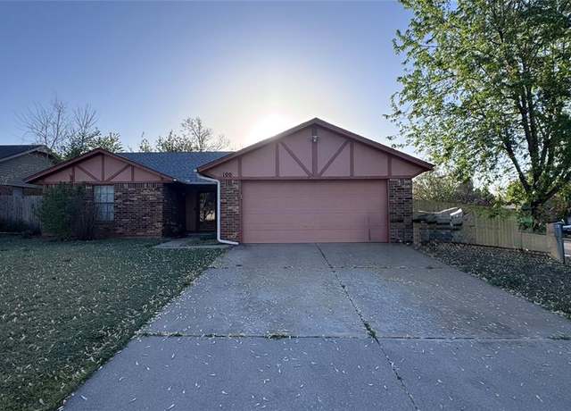 Property at 100 N Rockypoint Dr, Edmond, OK 73003, 3 beds, 2 baths