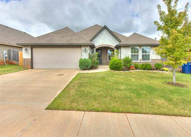 Property at 18701 Maidstone Ln, Edmond, OK 73012, 3 beds, 2 baths