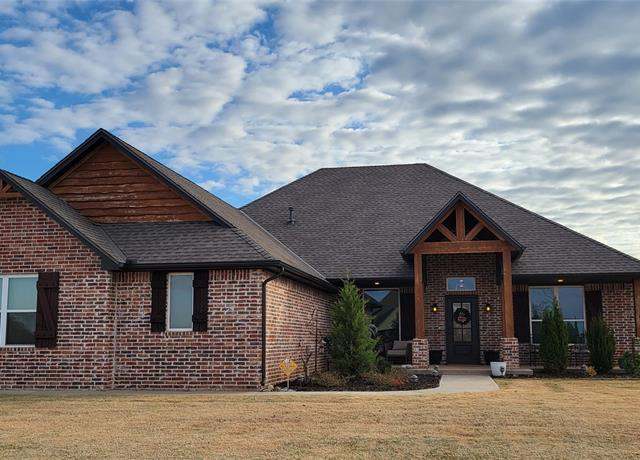 Property at 991 County Street 2983, Blanchard, OK 73010, 3 beds, 2 baths