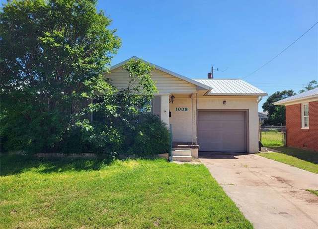 Property at 1008 Loyadell St, Altus, OK 73521, 3 beds, 1 bath