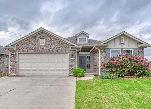 Property at 1114 Old Frisco Rd, Norman, OK 73069, 3 beds, 2 baths