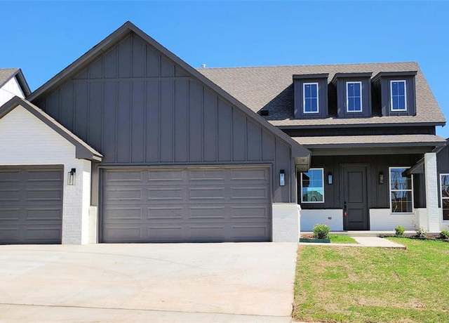 Property at 11605 NW 103rd St, Yukon, OK 73099, 4 beds, 3 baths